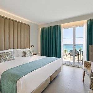 Xtra Front Sea View Room